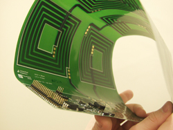 Flexible Antenne-Matrix für drahtlose Energieübertragung. Flexible Antenne-Matrix für drahtlose Energieübertragung.