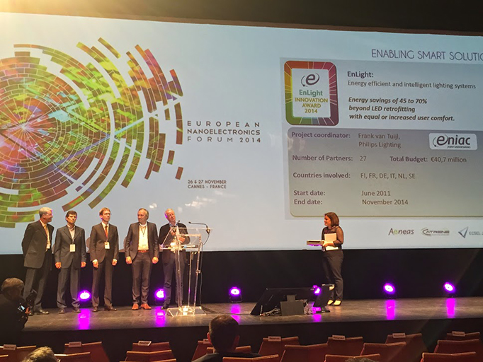 Preispresentation auf dem "European Nanoelectronics Forum" in Cannes vom 26. bis 27. November 2014.
