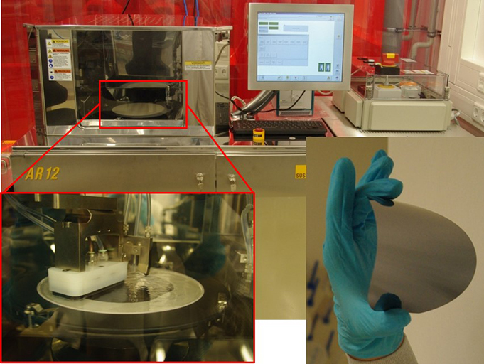 Reinigung mit einem AR12 und einem 50 µm Device-Wafer nach finaler Präparation.