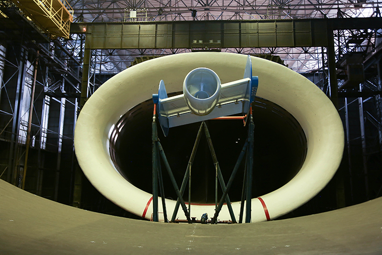 AFLoNext wind tunnel model with integrated Synthetic Jet Actuator array.
